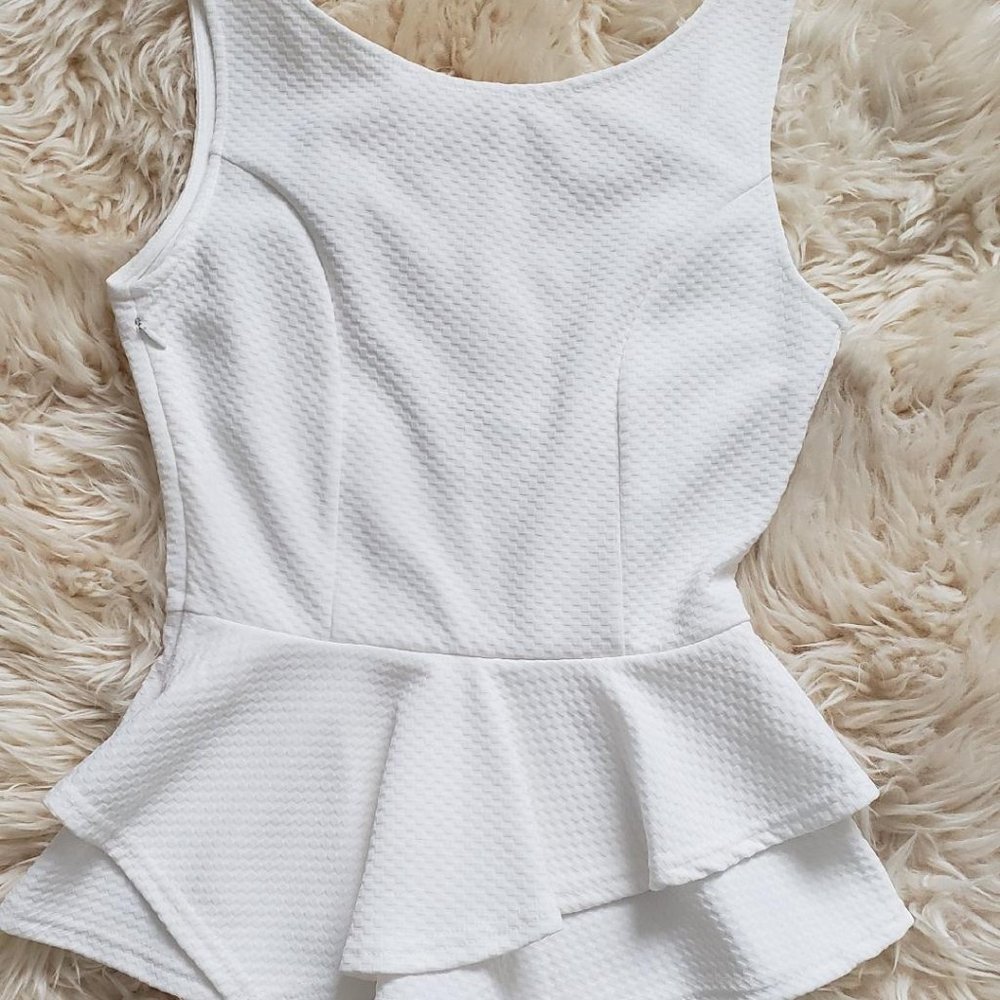 Lady Arden B White Peplum Top NWOT